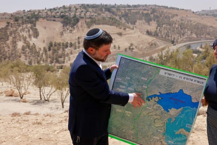 İsrail, Batı Şeria’yı ikiye bölen yerleşim planını onayladı