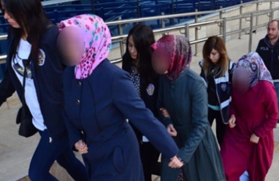 Gaziantep’te 17’si kız öğrenci, yaklaşık 30 kişi tutuklandı
