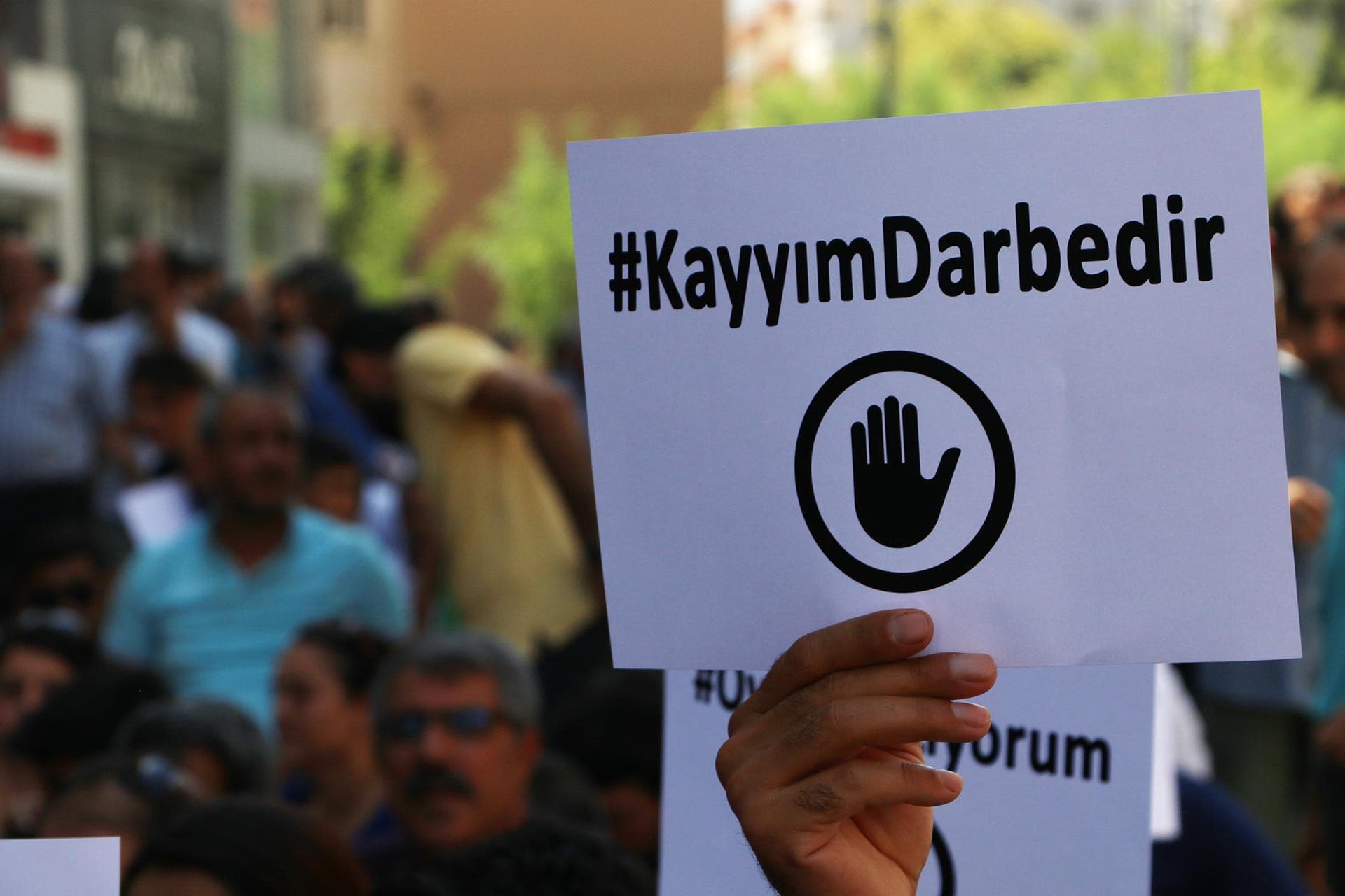 DEM Parti’den ‘kayyım’ tepkisi: Yargı sopasıyla muhalefeti dizayn etme girişimi