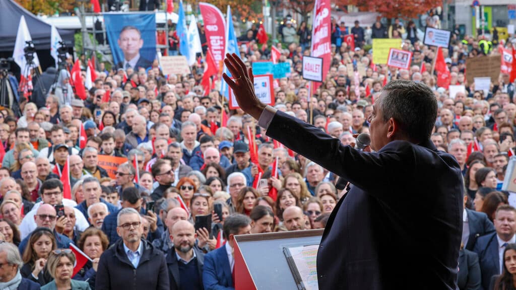 Özgür Özel: Bize bu zulmü yapan AK Toroslar’ı unutmayacağız