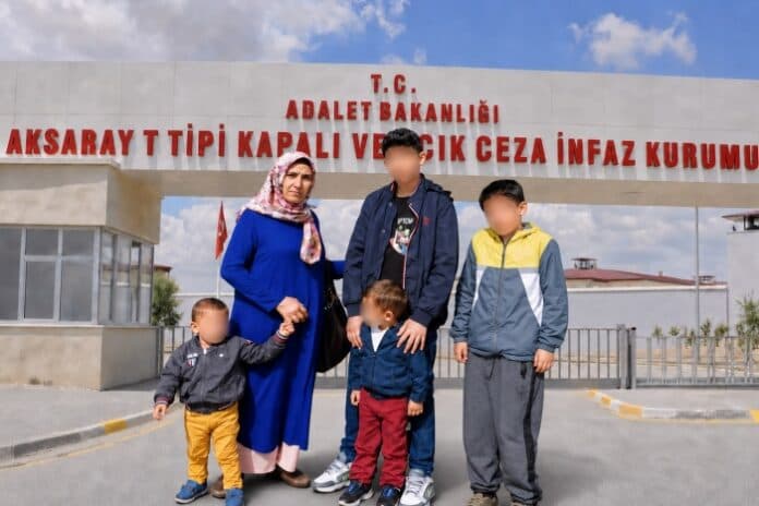 Dört çocuk annesi tutuklandı: Cezaevinde su yok, koğuş 30 kişilik