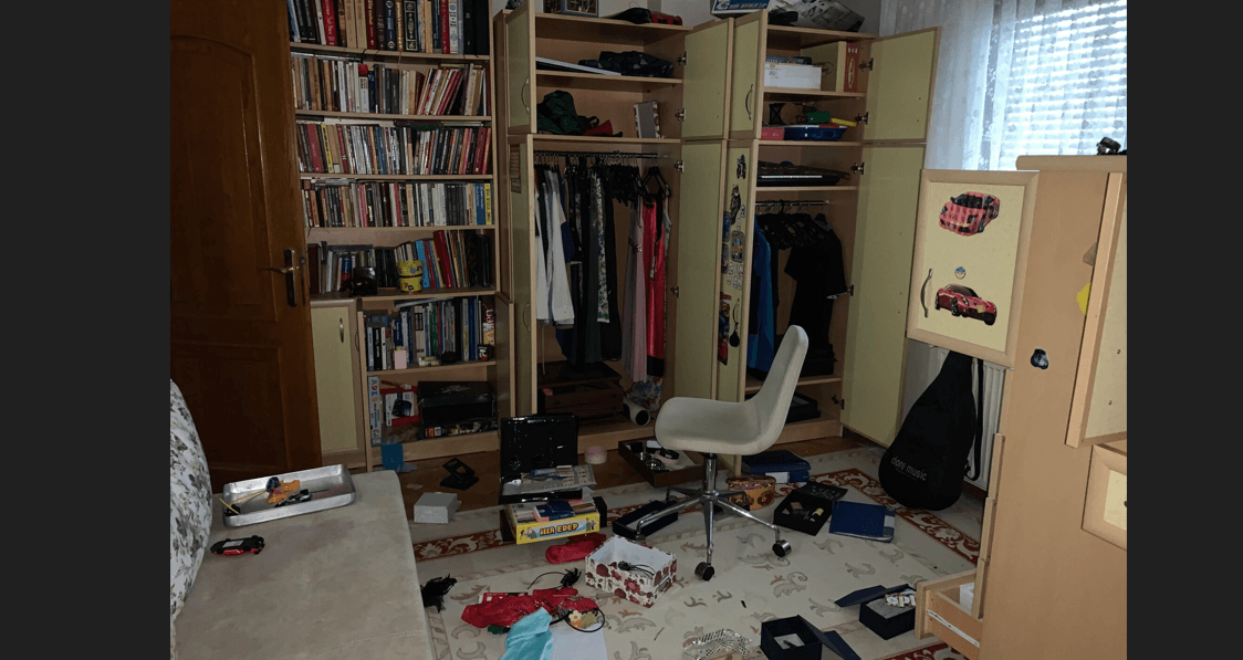 6-7 Eylül’de Rumlara karşı  yapılanlar, 15 Temmuz’da Hizmet mensuplarına yapıldı: Hale Gülen’in evi taşlandı, ateşe verildi ve yağmalandı
