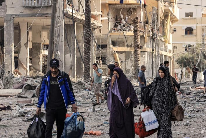 İsrail’in sivil katilamı sürüyor: Filistin konvoyunu bombalaması sonucu, 70 ölü, 200’den fazla yaralı