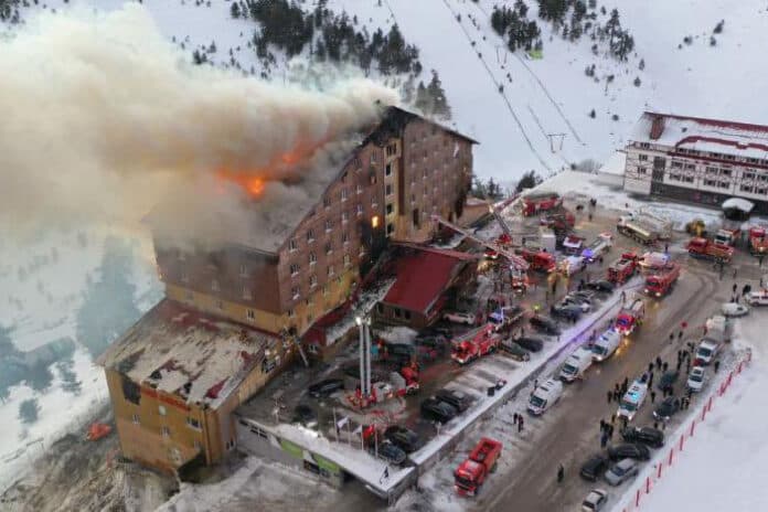 Grand Kartal Otel’de hayatını kaybedenlerin sayısı 76’ya çıktı