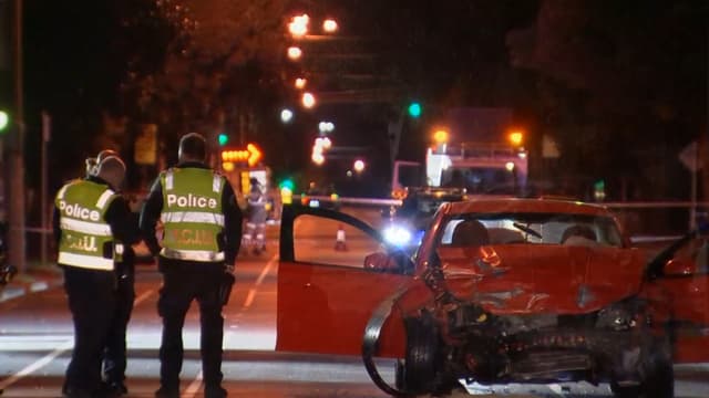 Victoria kadın sürücüye gasp dehşeti