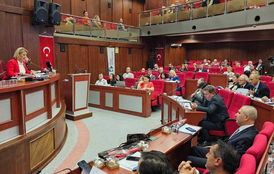 Yandaşların musluğu kesiliyor: İzmit Belediyesi, Ensar ve TÜGVA’ya yapılan tahsisleri iptal etti