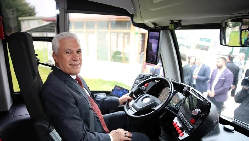 CHP Bursa adayı Bozbey: Belediyenin önüne TIR’lar yanaştı, evrak kaçakçılığına karşı önlem alınmalı