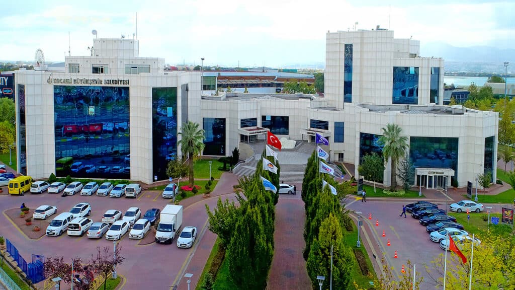 ‘En borçlu belediye’den 15 Temmuz etkinliğine 2 milyon TL’lik harcama