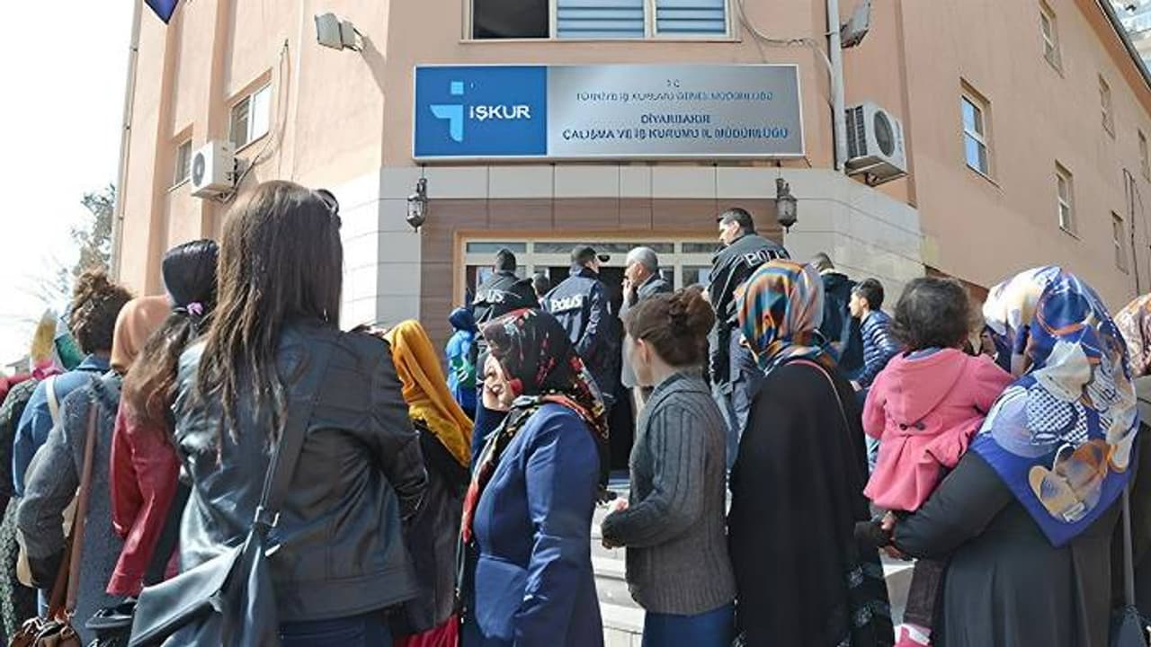 13 kişilik temizlikçi kadrosuna 54 bin 633 başvuru