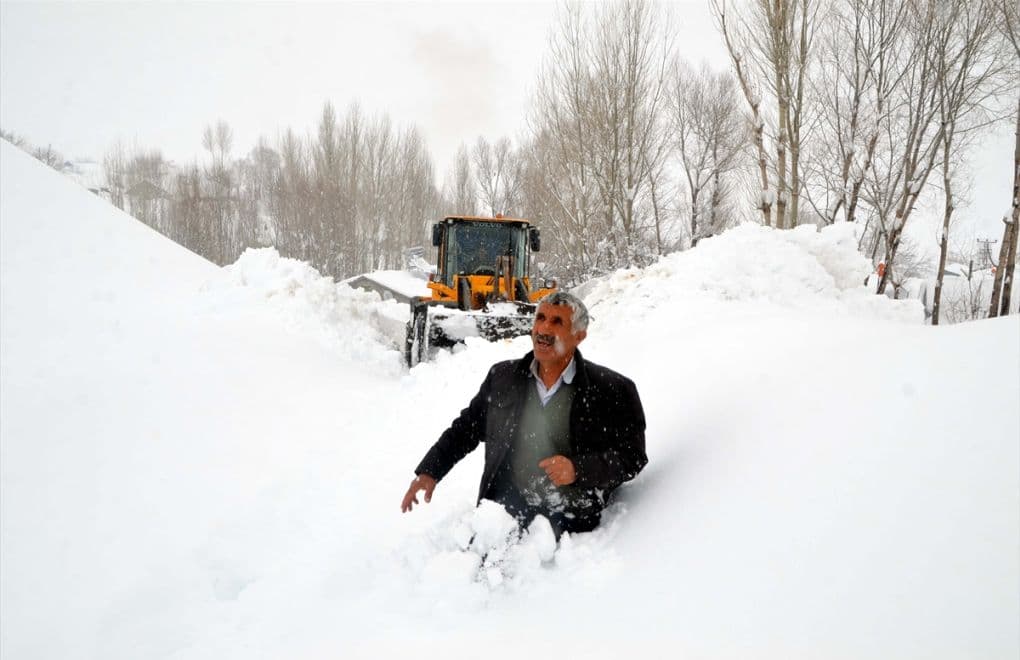 Van, Bitlis, Muş ve Hakkâri’de 92 yerleşim yerine ulaşılamıyor