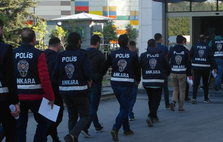 Cemaat’e nefret operasyonlarına tepki: Aile bağı suç değildir