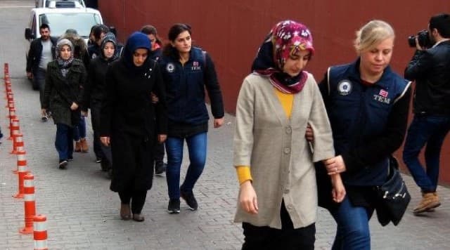 Yeni Partili Asu Kaya: Hapishanelerde 266 kız çocuğu var