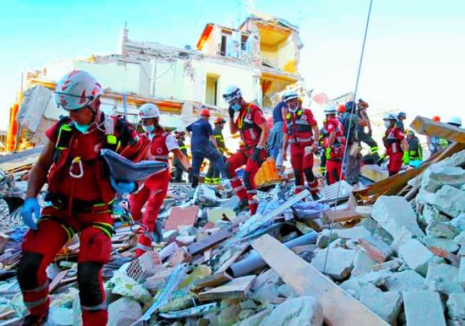 İtalya’daki depremde ölü sayısı 247’ye çıktı