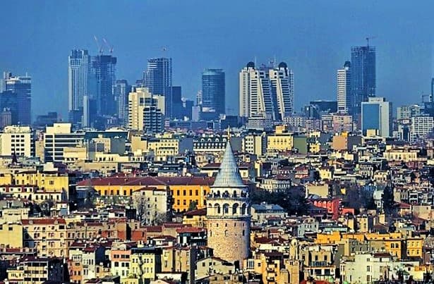 CHP’li Özel’den Erdoğan’a: 121 gökdelenden 117’sini sen diktin