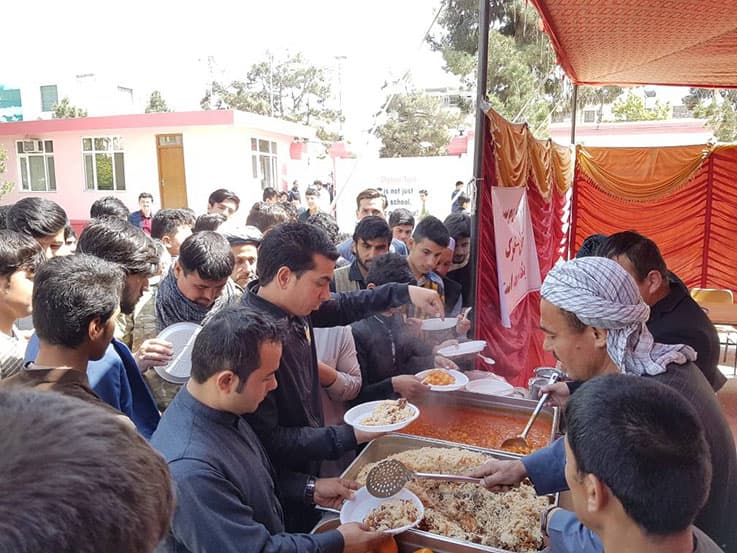 Mezarı Şerif Okulu’nun veli komitesi okullarına sahip çıkıyor
