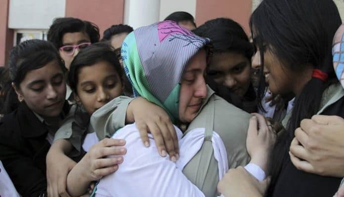 Pakistan’da Türk Okulları yönetimini Maarif Vakfı devraldı