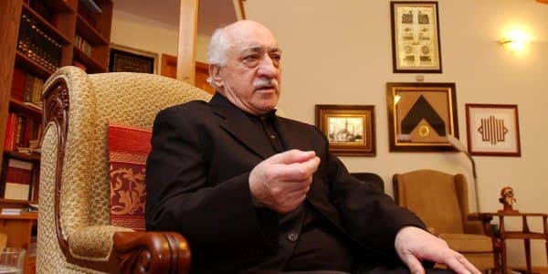 Akit’in ‘Gülen’ yalanına cevap: ‘Hocaefendi ikametinde normal programına devam ediyor’