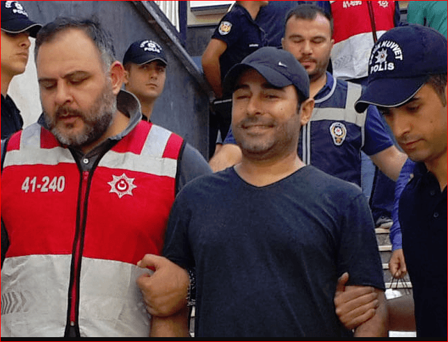 Sanatçı Atilla Taş doğum gününde Silivri Cezaevi’nden Kocaeli açık Cezaevi’ne sevk edildi