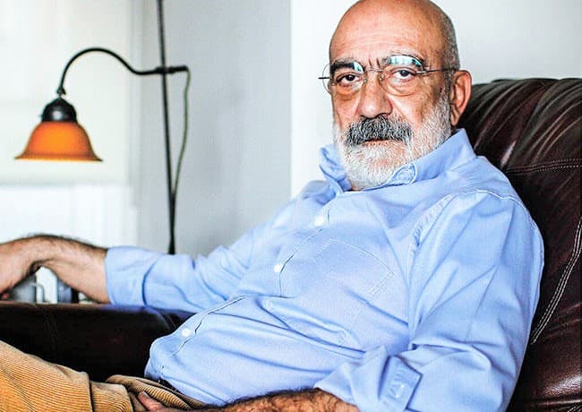 The Guardian tutuklu yazar ve gazeteci Ahmet Altan’ı yazdı