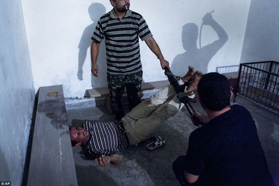 İdari ve adli işlem başlatılatılsın: Gözaltındaki Dışişleri Bakanlığı personeline ‘coplu işkence’ Ankara Barosu raporunda