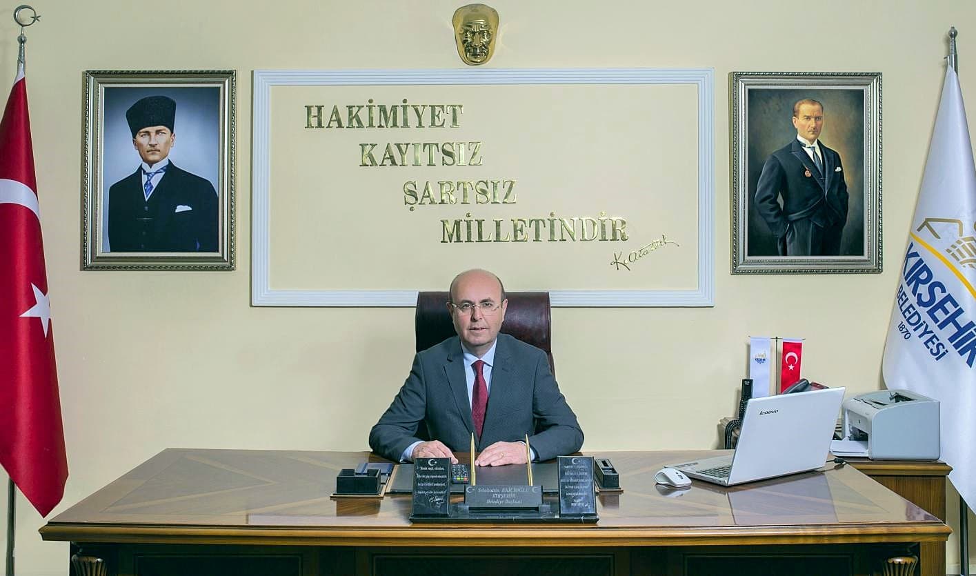 Kırşehir Belediye Başkanı Ekicioğlu: AKP Kadın ve Gençlik Kolları yemek ödemelerini belediyeye yazdırdığını söyledi