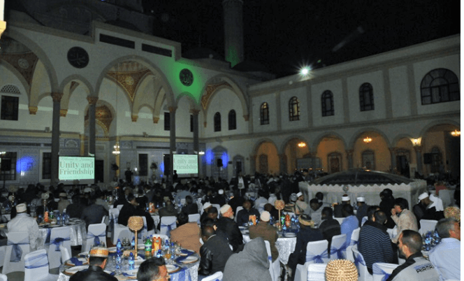 Nizamiye Külliyesi’nde kardeşlik yemeği: Güney Afrika Müslümanları, anlamlı program için biraraya geldi