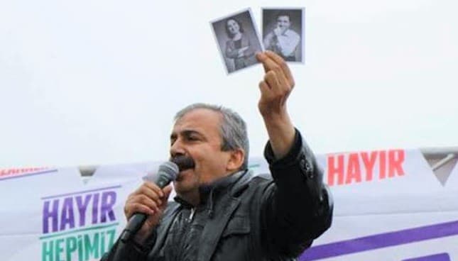 Sırrı Süreyya Önder: Tutukluyken doktor, ‘o şerefsiz partide ne işiniz var’ deyince ameliyat olmaktan vazgeçtim