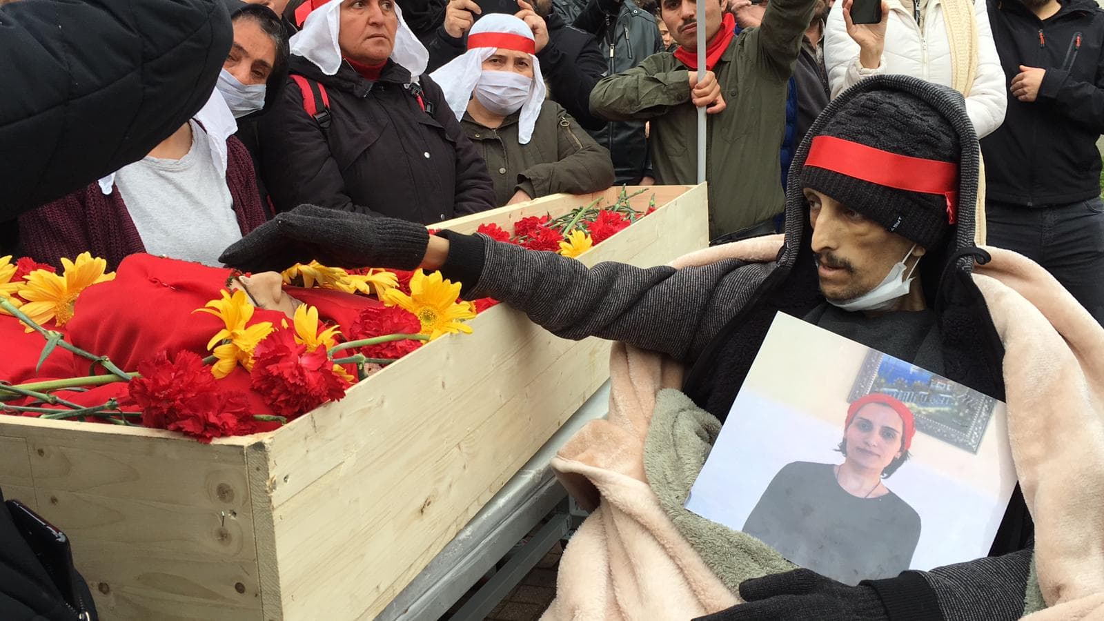 288 günden beri ölüm orucundaydı: Helin Bölek hayatını kaybetti