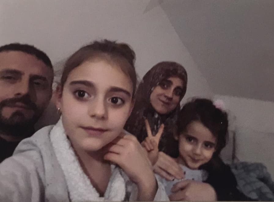 Bir anne-baba daha tutuklandı: İki kız sahibi Som çifti, Sakarya Ferizli Cezaevine gönderildi