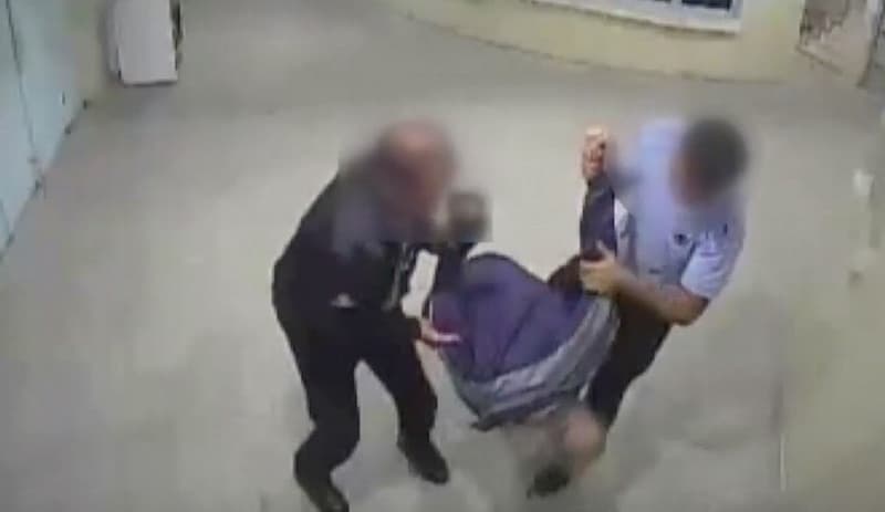 Cezaevinde gardiyan terörü güvenlik kamerasında: Memura ceza yok, kolu kırılan tutukluya var