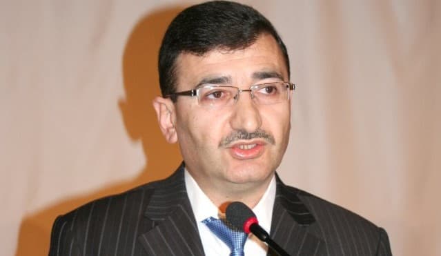 Prof. Dr. Muhittin Akgül’ün ‘Hakkı Tutup Kaldırmak’ isimli yeni kitabı satışta