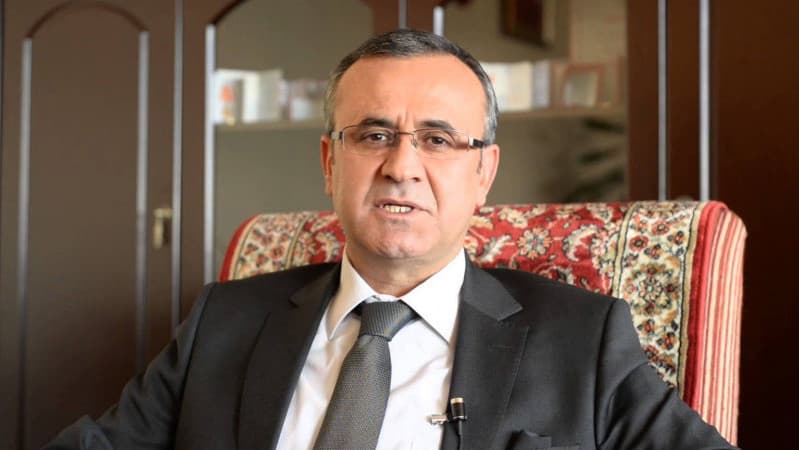 Eğitimci Orhan İnandı kaçırıldı: Sevgili yurttaşlar polisi arayın!