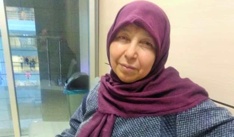 AKP rejiminin yaşlı ve kadınlara işkencesi devam ediyor: 64 yaşındaki hasta tutuklu Fatma Yurt emekleyerek yürüyor