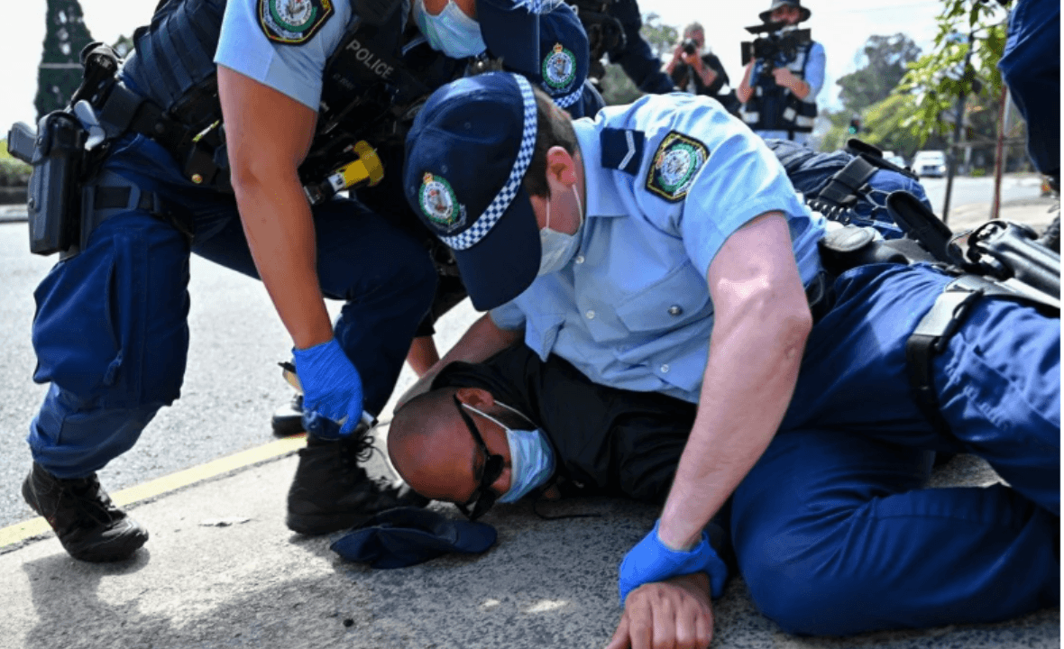 Victoria’da aşı karşıtlarının protestosu sürerken, COVİD-19’dan 4 kişi daha hayatı kaybetti