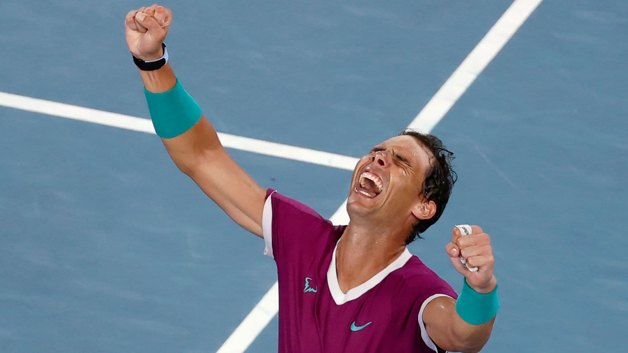 Finalin galibi İspanyol tenisçi: Rafael Nadal, tarihi bir geri dönüşle Avustralya Açık’ı kazandı