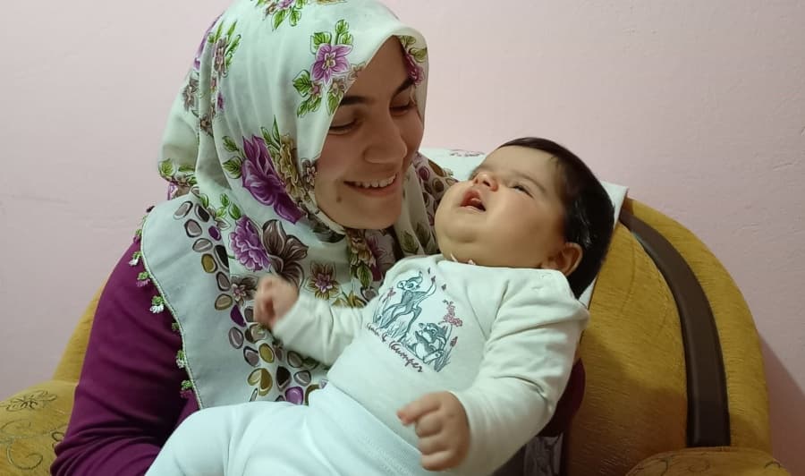 Sosyal Medya’daki tepkiler ses getirdi: İki aylık Beril, annesiyle hapisten çıktı
