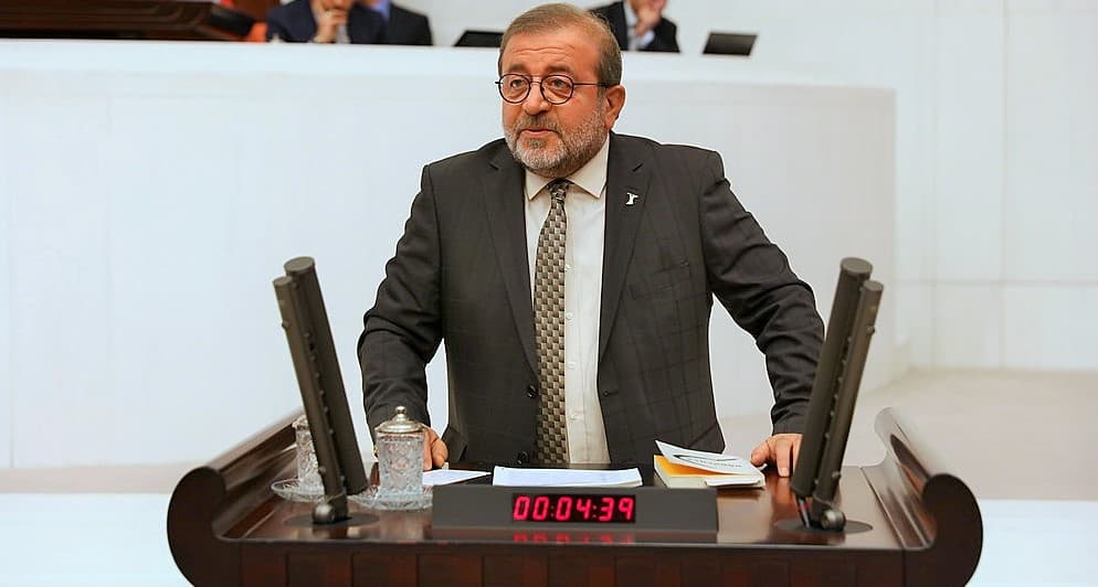 Milletvekili Kemal Bülbül’e yurt dışına çıkış engeli: 7 milyon oy almış HDP’ye, Alevi toplumuna koyulmuş bir yasaktı
