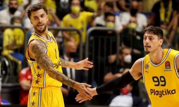 Çocukluk arkadaşları Türkiye’de rakip oldu: Wilbekin, Fenerbahçe Beko’da