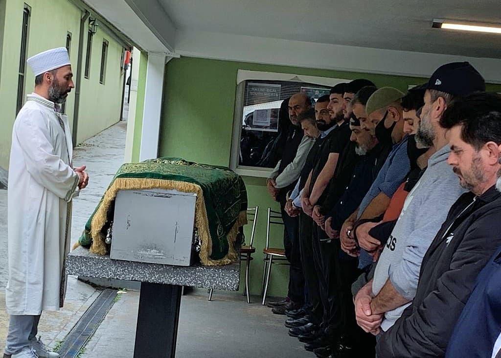 Aksu Ailesi’nin hüzünlü günü: Yardımseverliğiyle tanınan Yurdagül Aksu, Wolongong’da dualarla toprağa verildi