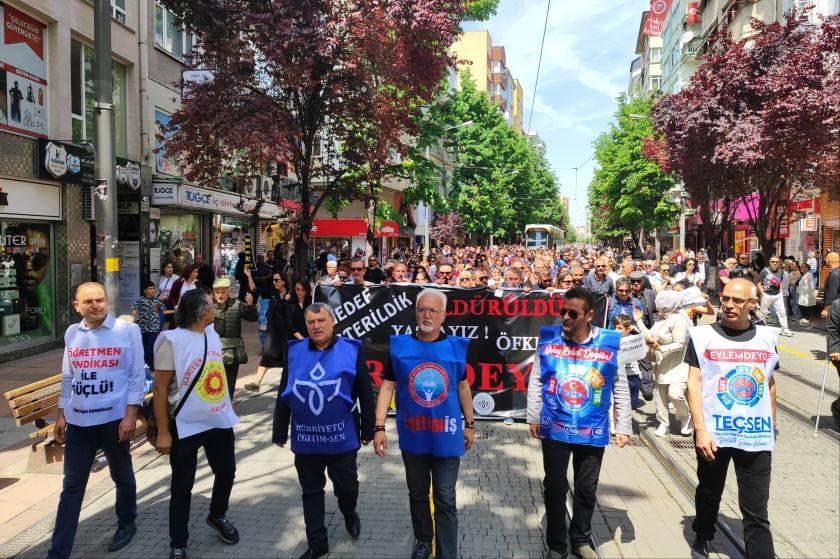 Eğitimciler 81 ilde ayaklandı: ‘Tek adam rejiminin müfredatını reddediyoruz’