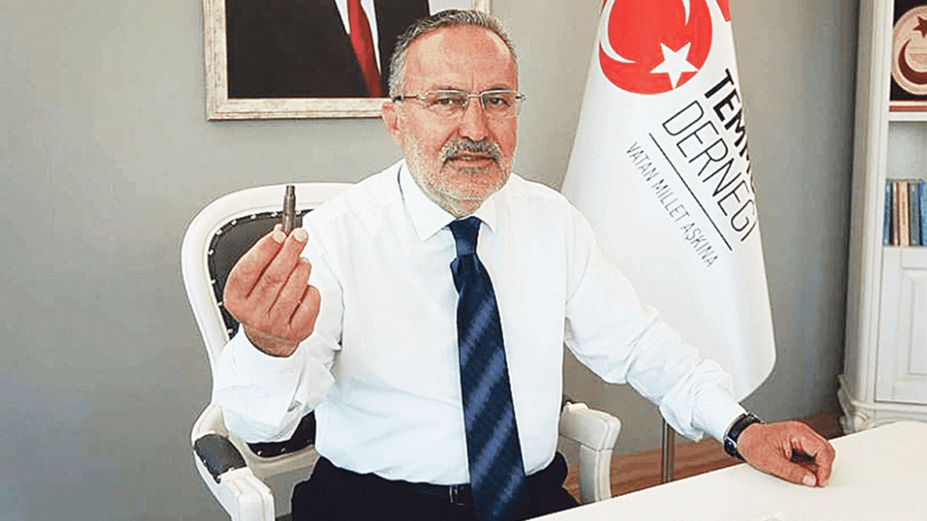’15 Temmuz Derneği’ni de soydular: ‘Bağış toplayıp villa aldılar’