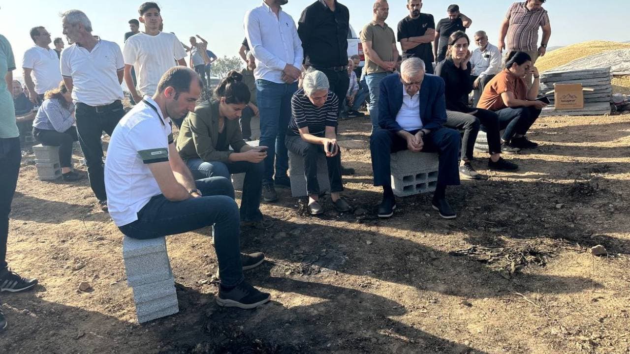DEM Parti, Diyarbakır yangınıyla ilgili tepki gösterdi: Hiçbir felakette devlet ve iktidar halkın yanında değil