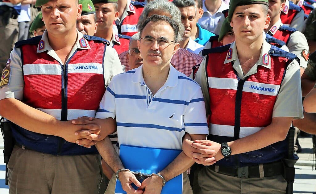 Çatı Davası’ duruşmasında KHK’lı Tuğgeneral Evrim: ‘Darbeci olsak, ne Akar ne Ünal ne Fidan kalırdı’