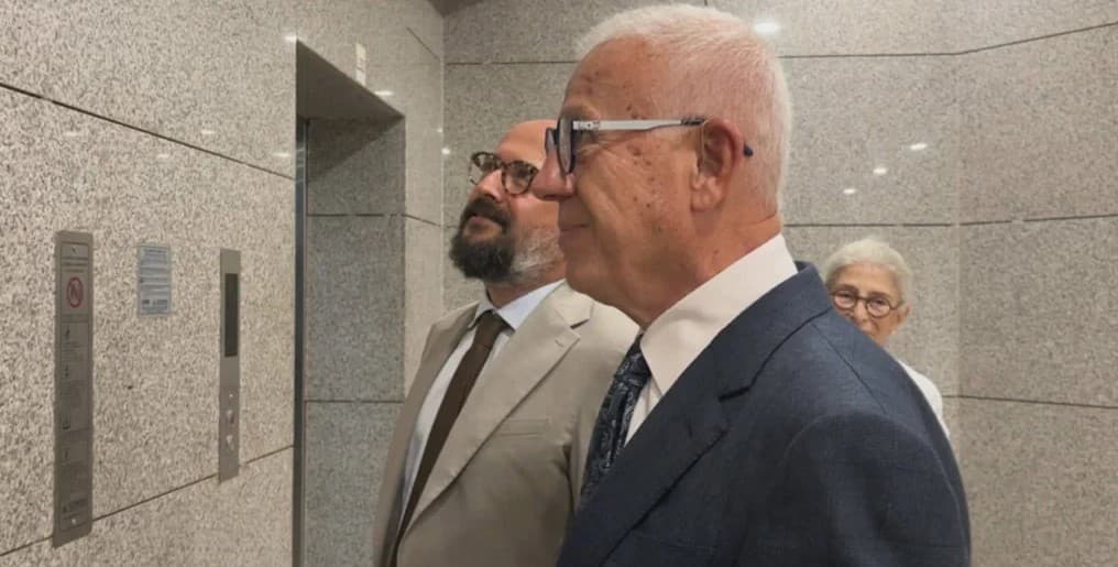 “Hakaret” soruşturması:Gazeteci Ertuğrul Özkök, ifade için adliyede