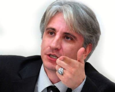 Sayım işkencesi: Tutuklu Savcı Gültekin Avcı, Cezaevinde gardiyanlarca darp edildi