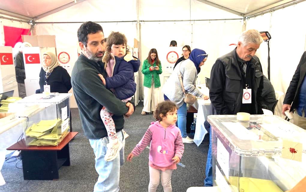 Avustralya’da oy verme işlemi bugün sona eriyor:Yurtdışı oyları, 14 Mayıs seçiminde önemli rol oynuyor