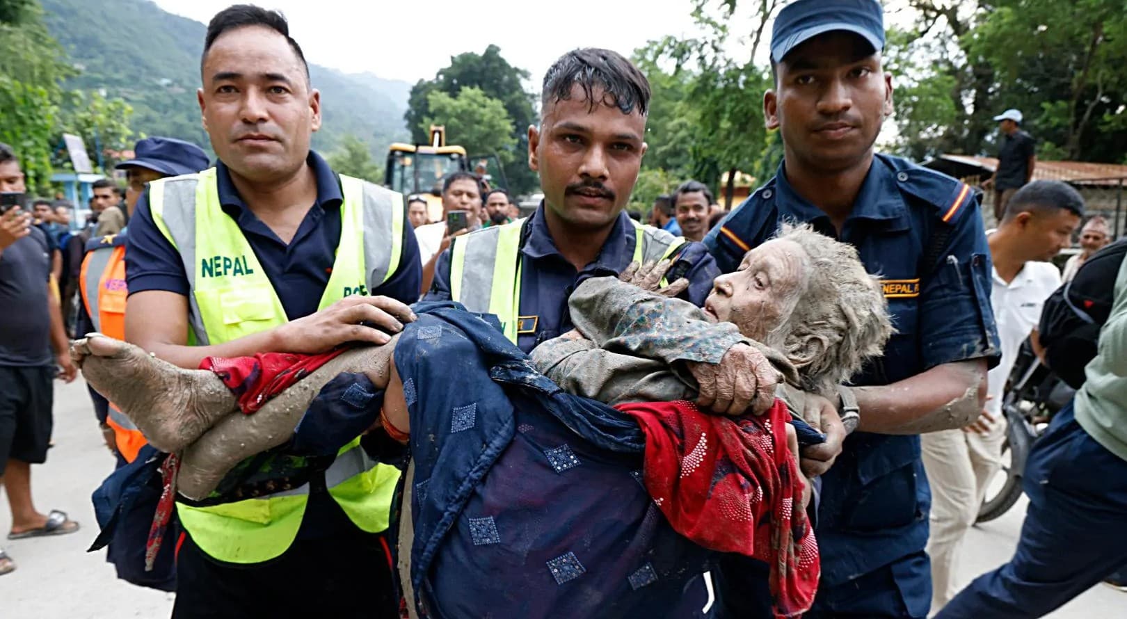 Başbakan Albanese: Nepal sel felaketinde 34 Avustralyalı kayıp
