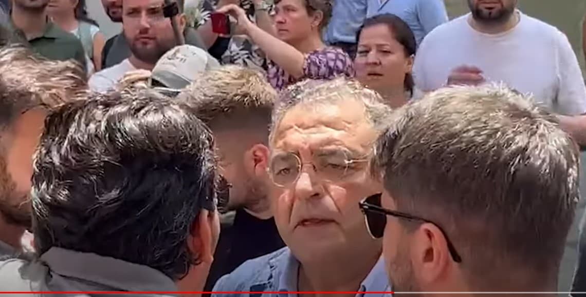 Aydınlardan da Milletvekili Tanrıkulu’na destek: ‘Sezin Tanrıkulu yalnız değildir’