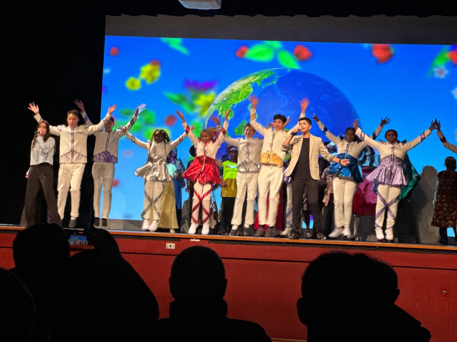 Gala gecesinde sevinç ve gözyaşı: Uluslararası Dil ve Kültür Festivali (IFLC) Sydney’de sahne alıyor