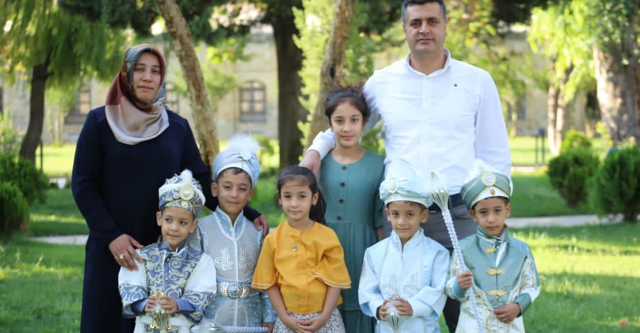 Beşizlerin anne ve babası, AİHM’nin ‘suç değil’ dediği ByLock ve Bank Asya’dan tutuklanmış!